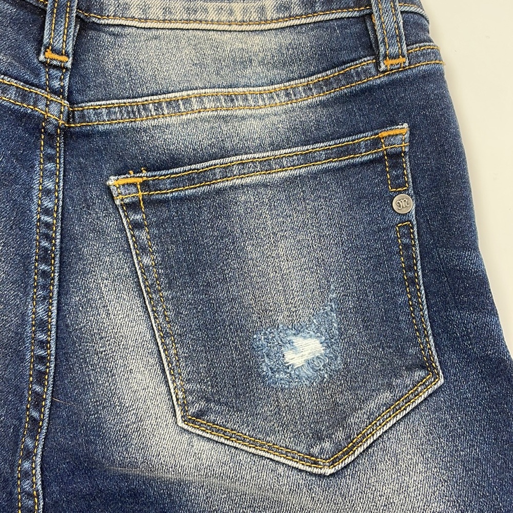 Miss Me Skinny Jeans - Picture 4 of 10